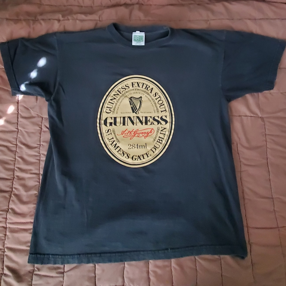 Guinness Extra Stout Graphic T-Shirt.  Size: Large. Made in Ireland. GPWC
